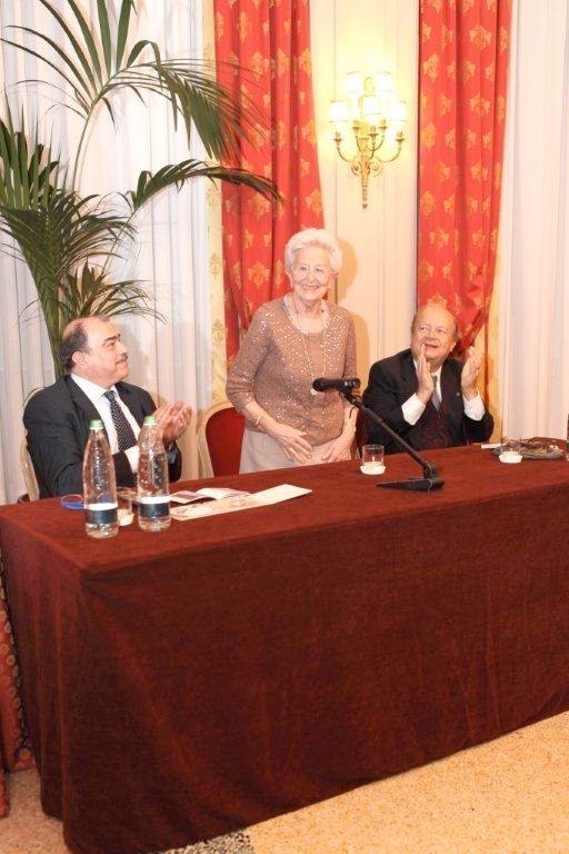 PREMIO CARUSO A MARIA LUISA CIONI